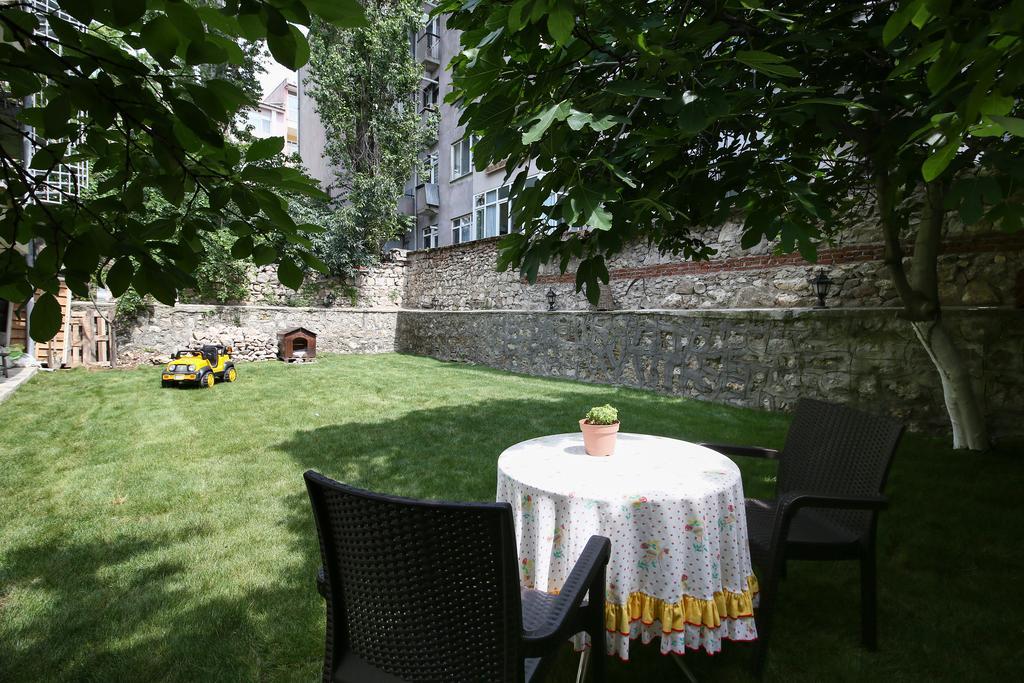 Adali Hotel أديرني المظهر الخارجي الصورة